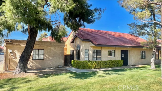 Property photo of 11679 Cedar PL