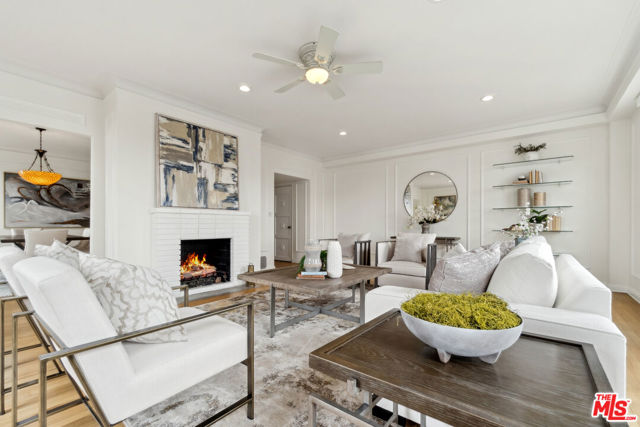 Property photo of 855 S Serrano AV