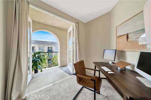 Property photo of 2458 Watermarke PL