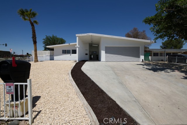 Property photo of 14163 Wimbleton DR