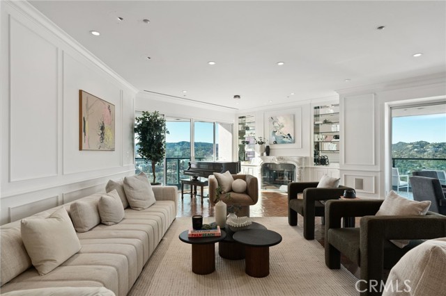Property photo of 10490 Wilshire BL