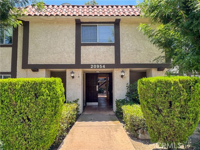 Property photo of 20954 Parthenia ST