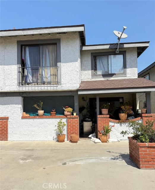 Property photo of 1239 W Rosecrans