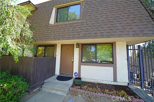 Property photo of 18560 Vanowen ST