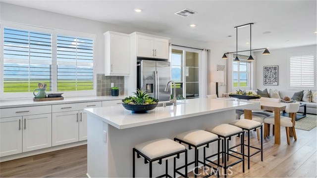Property photo of 2571 E Lincoln Paseo