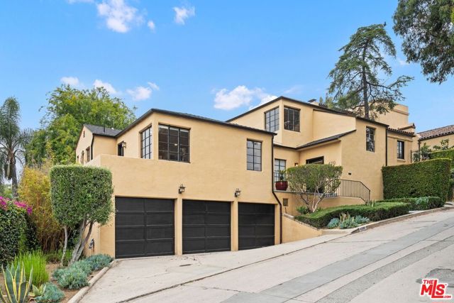 Property photo of 4310 Cedarhurst CR