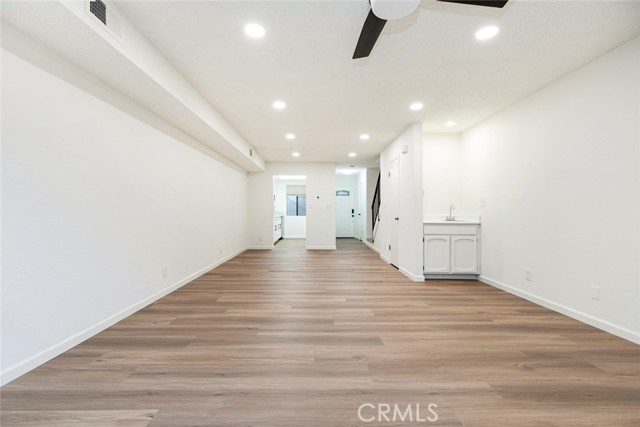 Property photo of 431 E Verdugo AV