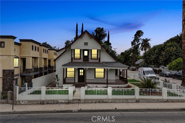 Property photo of 239 N San Antonio AV