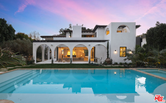 Property photo of 966 Stone Canyon RD