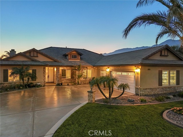 Property photo of 6822 Foxtail CT