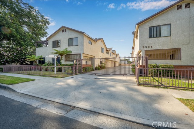 Property photo of 9504 Harvard ST