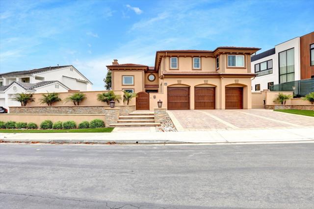 Property photo of 36 Coronado Pointe