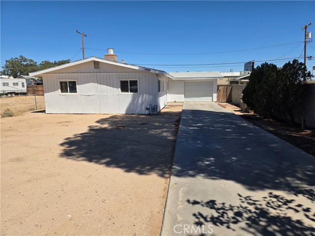 Property photo of 16366 Walnut ST