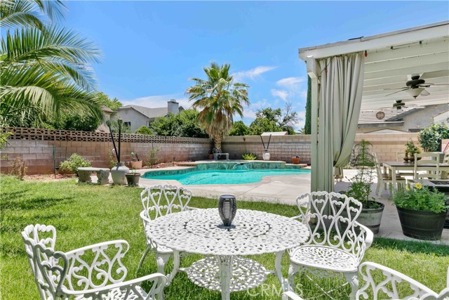 Property photo of 42962 Burlwood DR