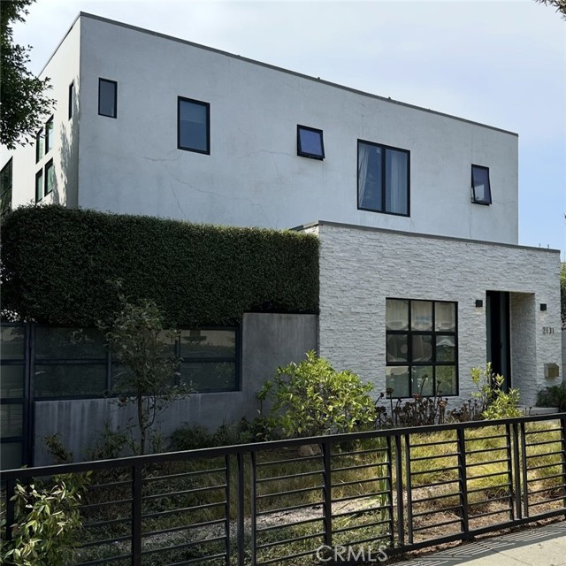 Property photo of 2131 Virginia AV