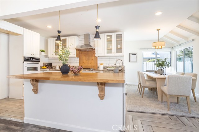 Property photo of 15756 Hart ST