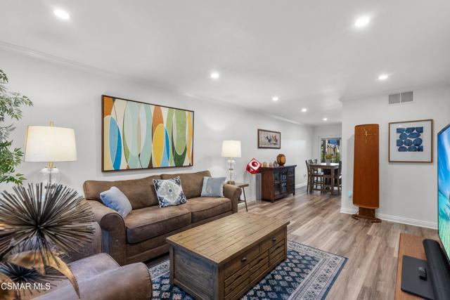 Property photo of 30535 Canwood ST