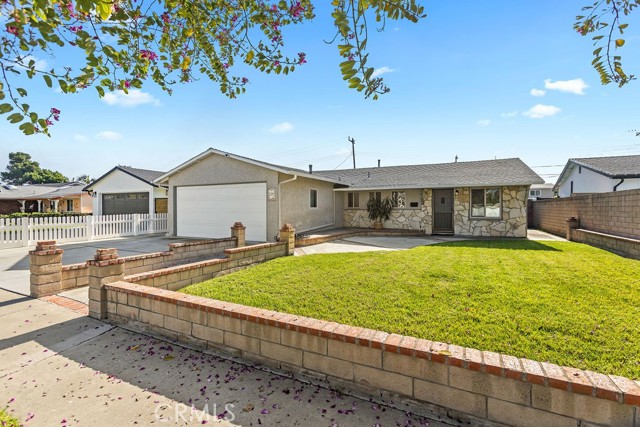 Property photo of 995 Post RD