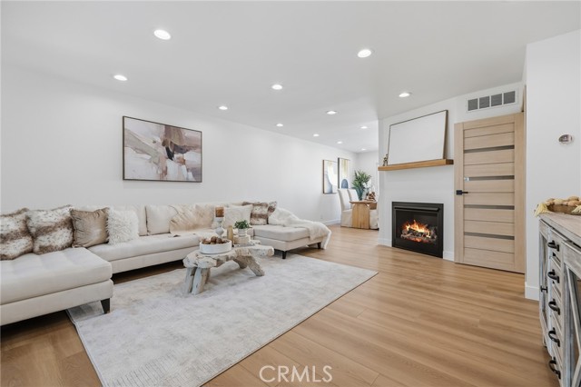 Photo of 9502 Via Salerno