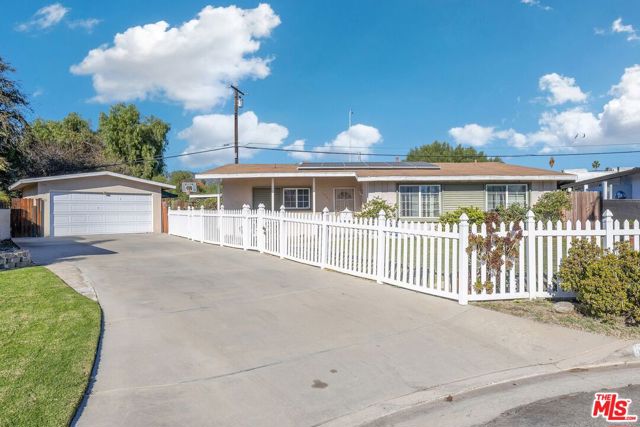 Property photo of 1039 Brightview DR