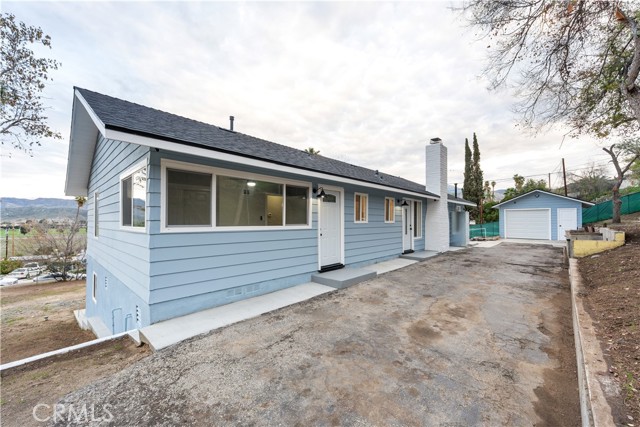 Property photo of 44275 Hillcrest LN