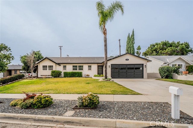 Property photo of 1475 Grove