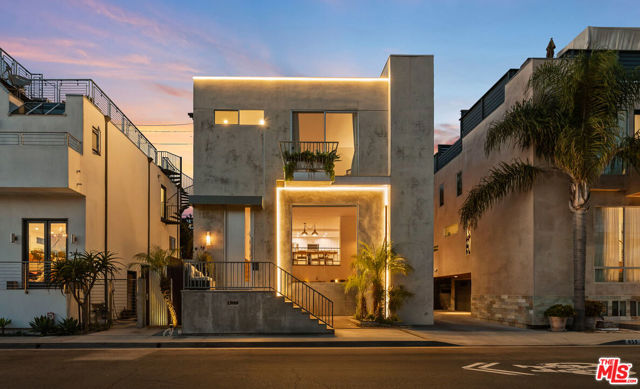 Property photo of 657 Mildred AV