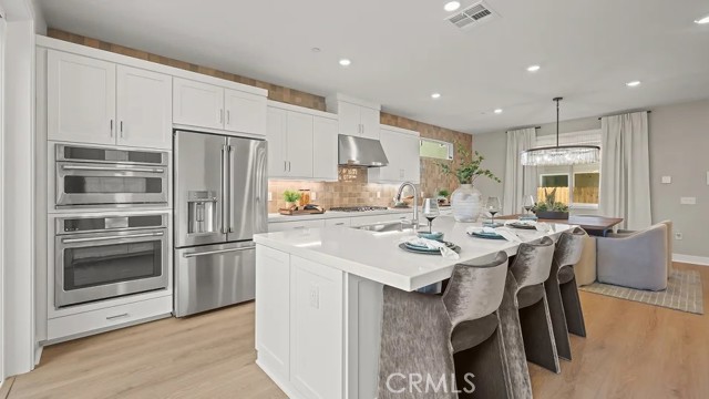 Property photo of 27393 Fox Den PL