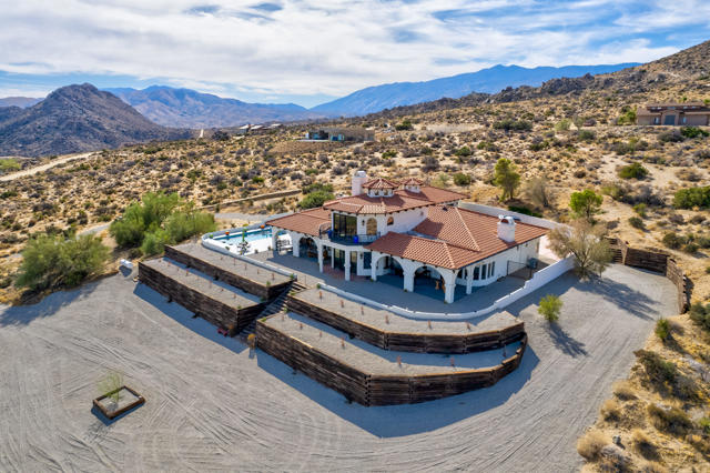 Property photo of 56375 Bighorn DR