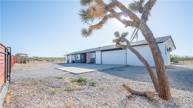 Property photo of 670 Ducor AV