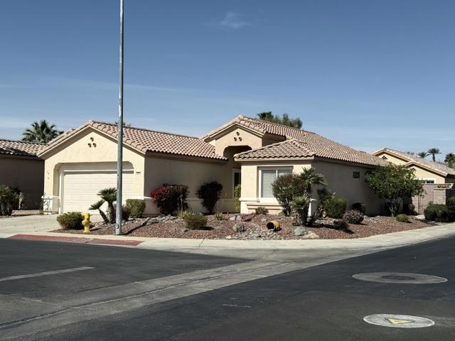 Property photo of 78992 Spirito CT