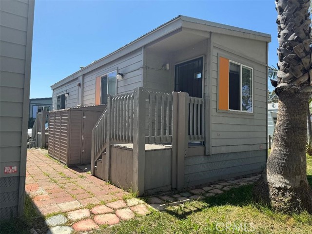 Property photo of 1930 Stewart St.