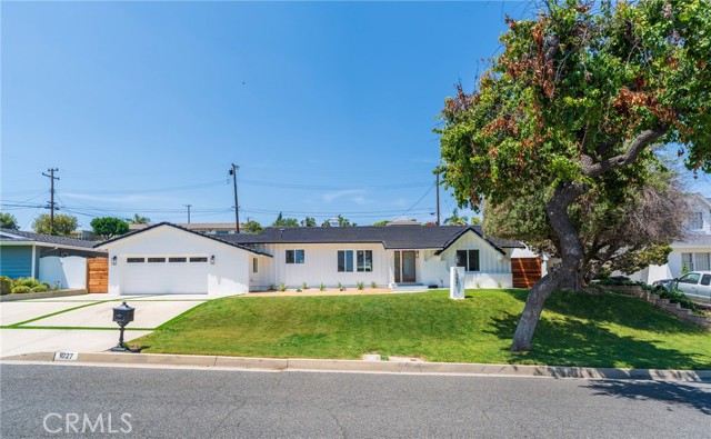 Property photo of 1027 Harmony LN