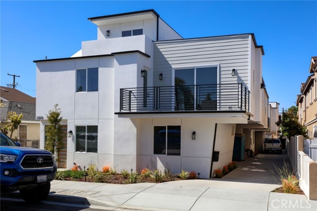 Property photo of 2405 Mathews AV