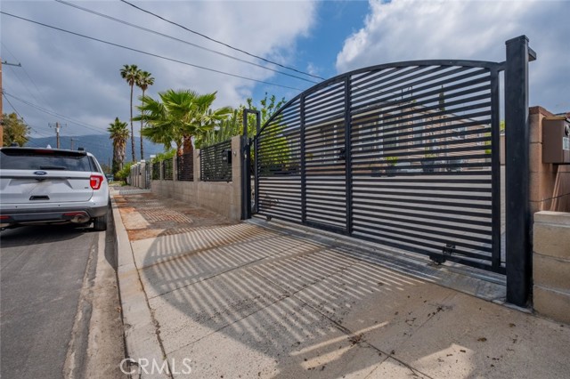 Property photo of 10404 Jardine AV