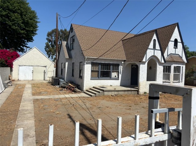 Property photo of 6824 Tyrone AV
