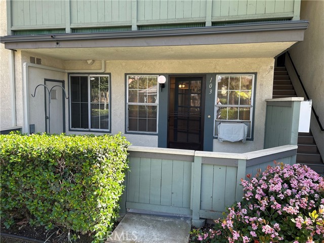 Property photo of 18232 Parkview LN