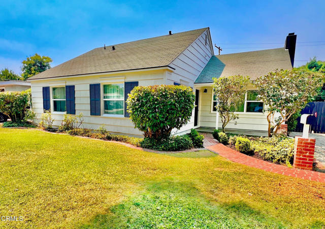 Property photo of 14064 Carnell ST