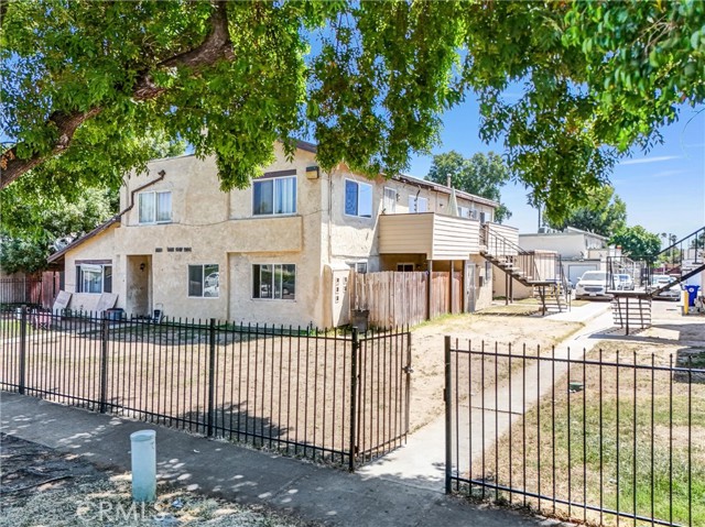Property photo of 1073 N Vista AV