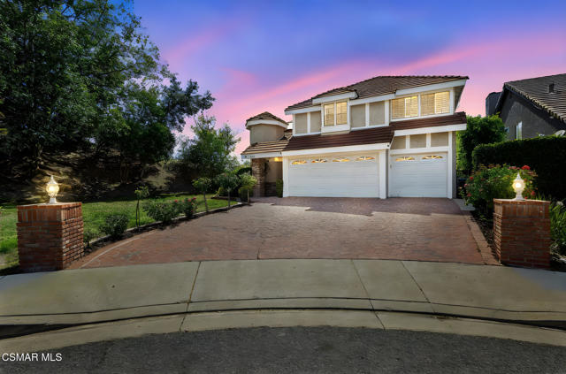 Photo of 5603 High Peak Pl