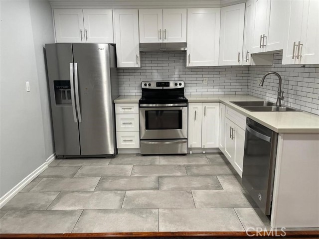Property photo of 18619 Collins ST
