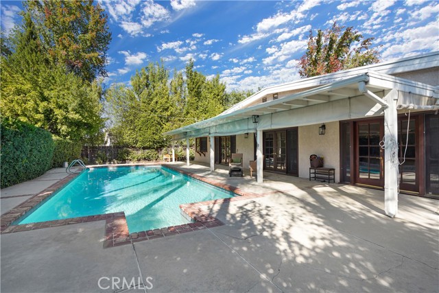 Photo of 6233 Capistrano Av