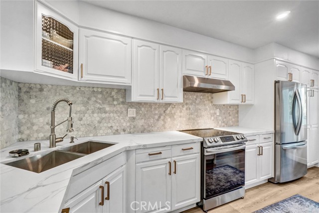 Property photo of 5846 E Creekside AV