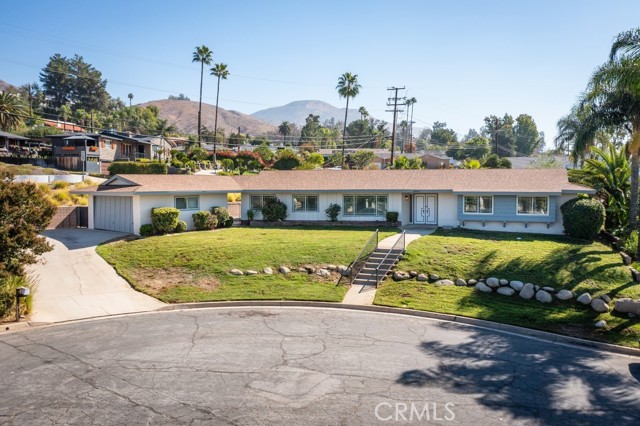 Property photo of 3983 Oxford Ln