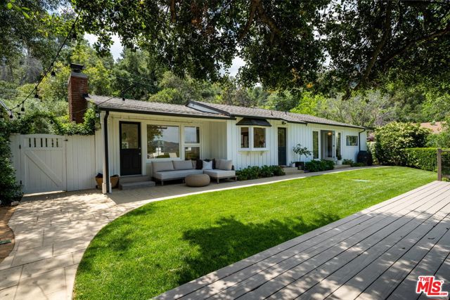 Photo of 1205 Fernwood Pacific Dr