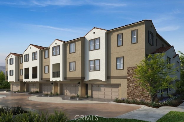 Property photo of 2420 E Lincoln AV