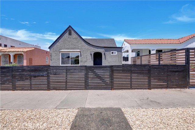 Property photo of 3515 S Norton AV