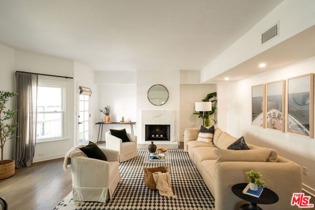 Property photo of 2622 2nd ST