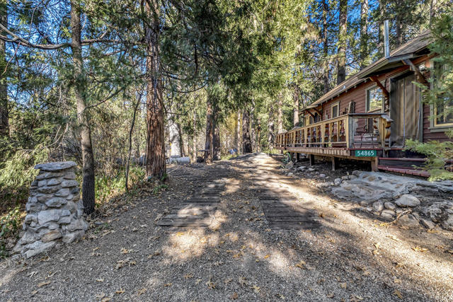 Property photo of 54865 Strong Dr