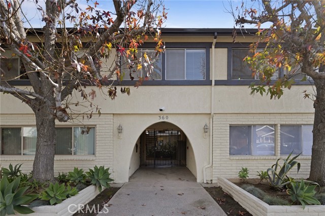 Property photo of 360 Gladys AV
